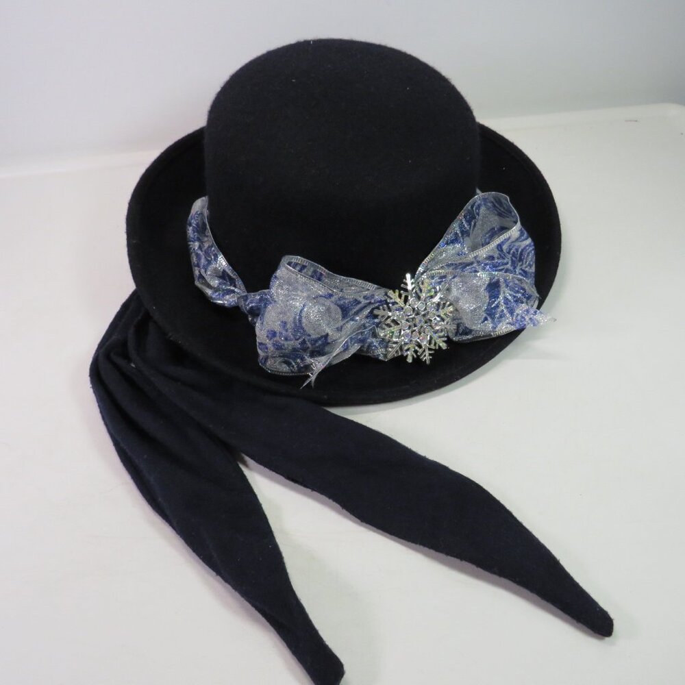 Snowflake Black Wool Winter Hat with sewn in polar fleece scarf